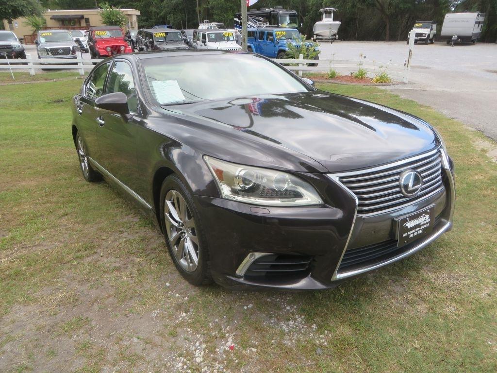 Lexus LS 460  2016