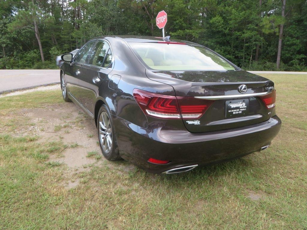 Lexus LS 460  2016