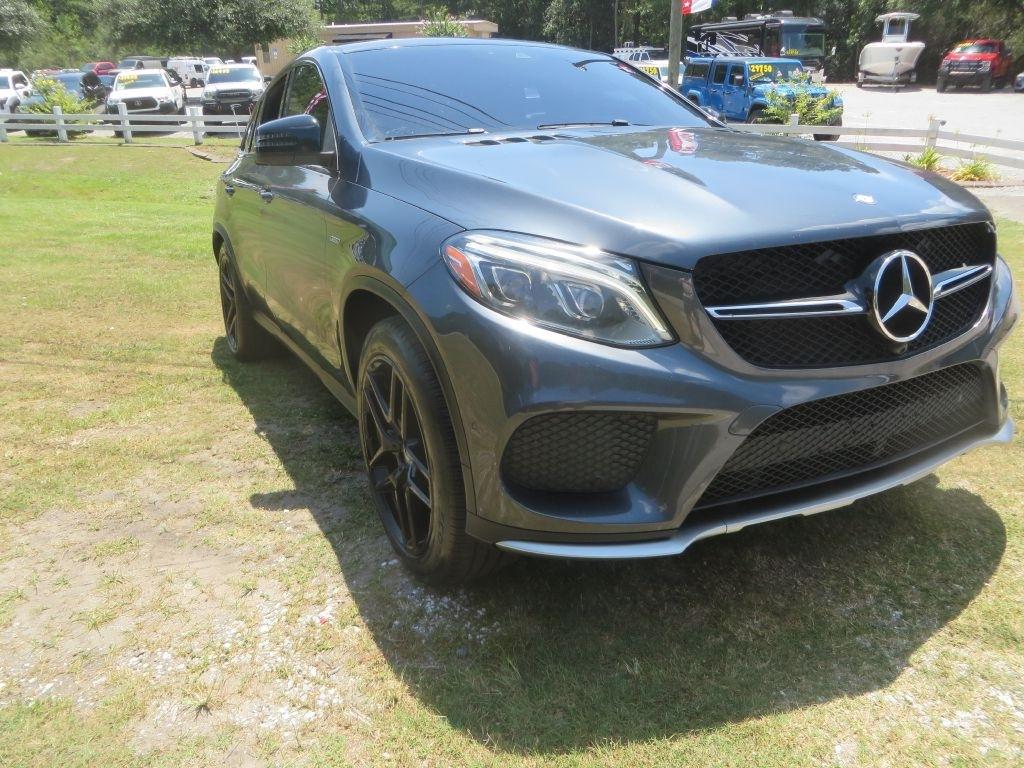 Mercedes-Benz GLE  2016