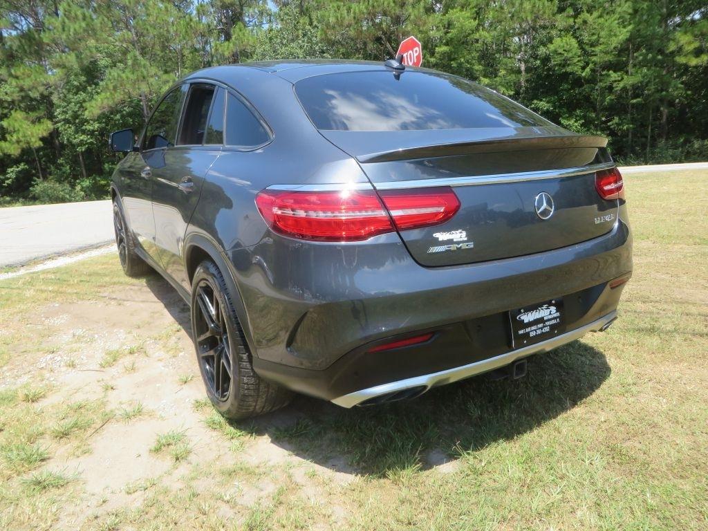 Mercedes-Benz GLE  2016