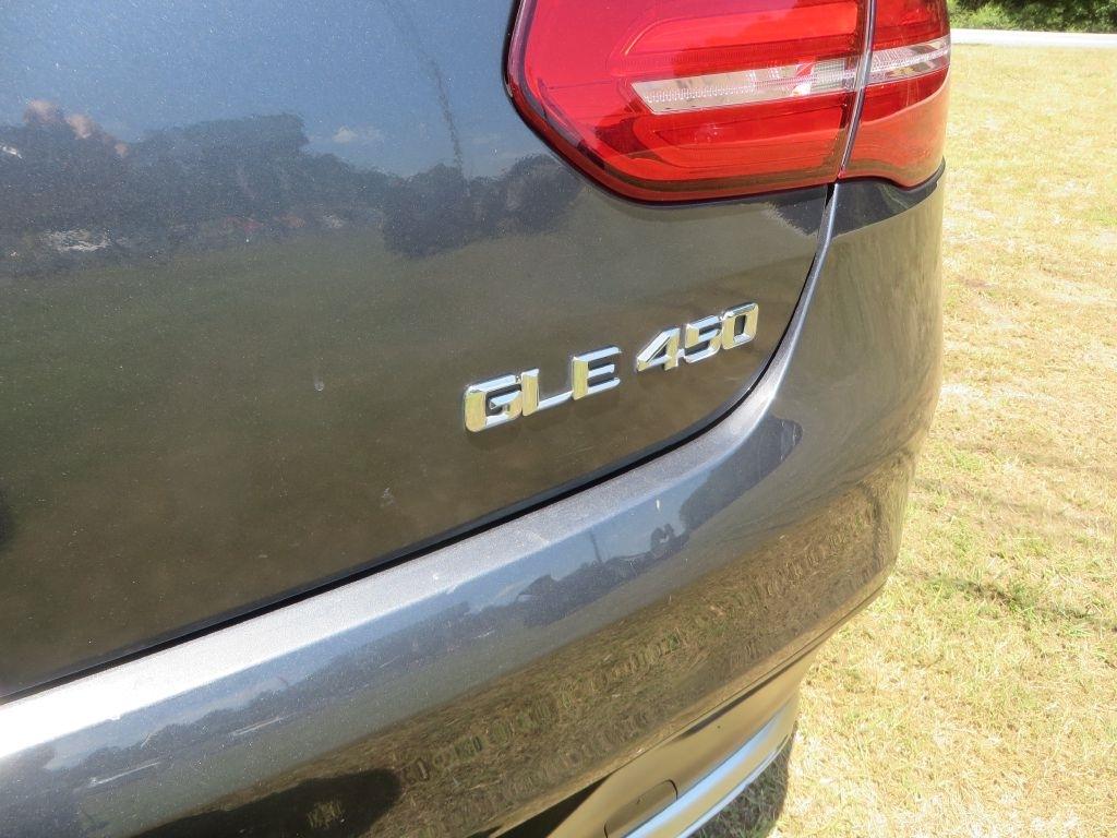 Mercedes-Benz GLE  2016