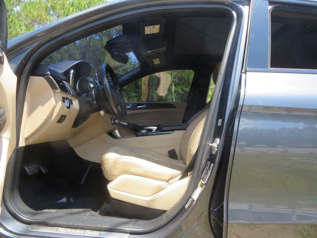 Mercedes-Benz GLE  2016