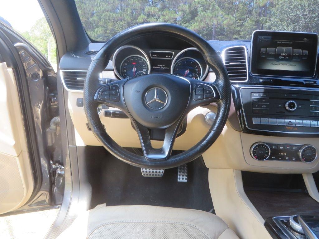 Mercedes-Benz GLE  2016