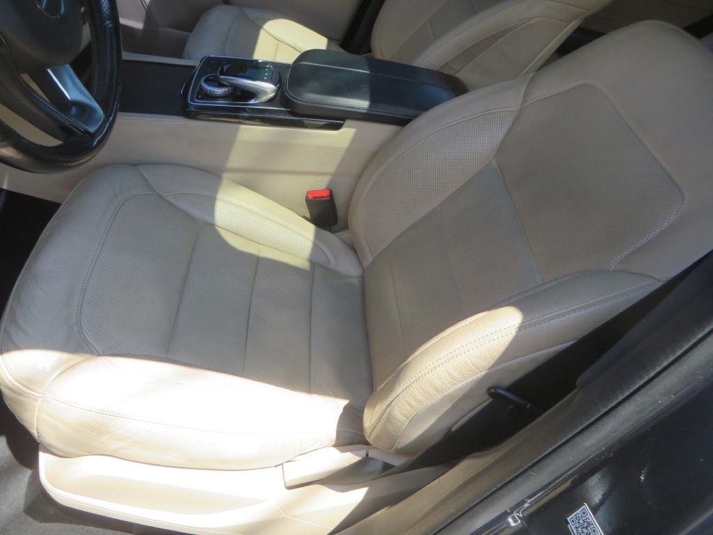 Mercedes-Benz GLE  2016