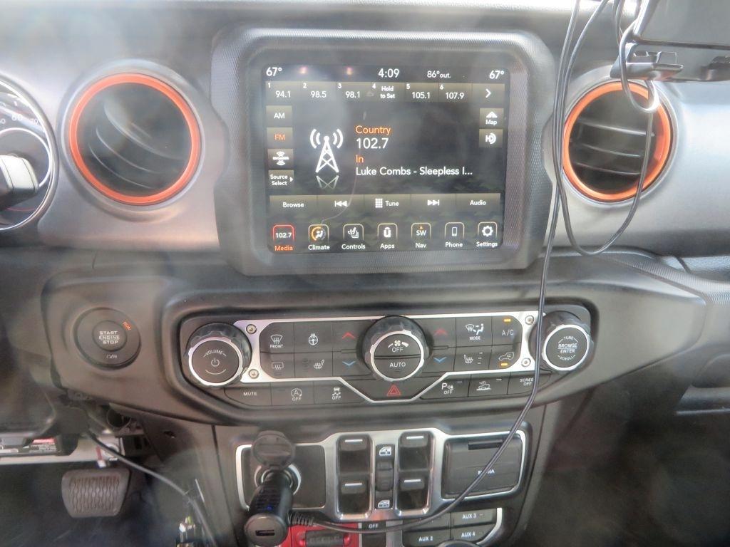 Jeep Gladiator  2021