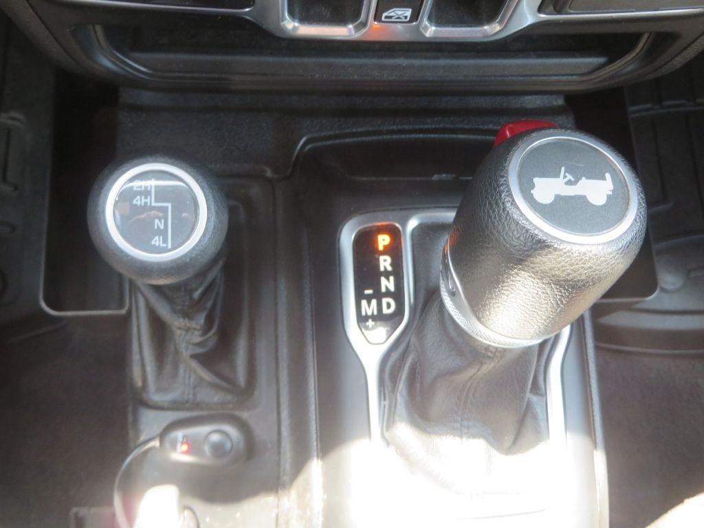 Jeep Wrangler  2021