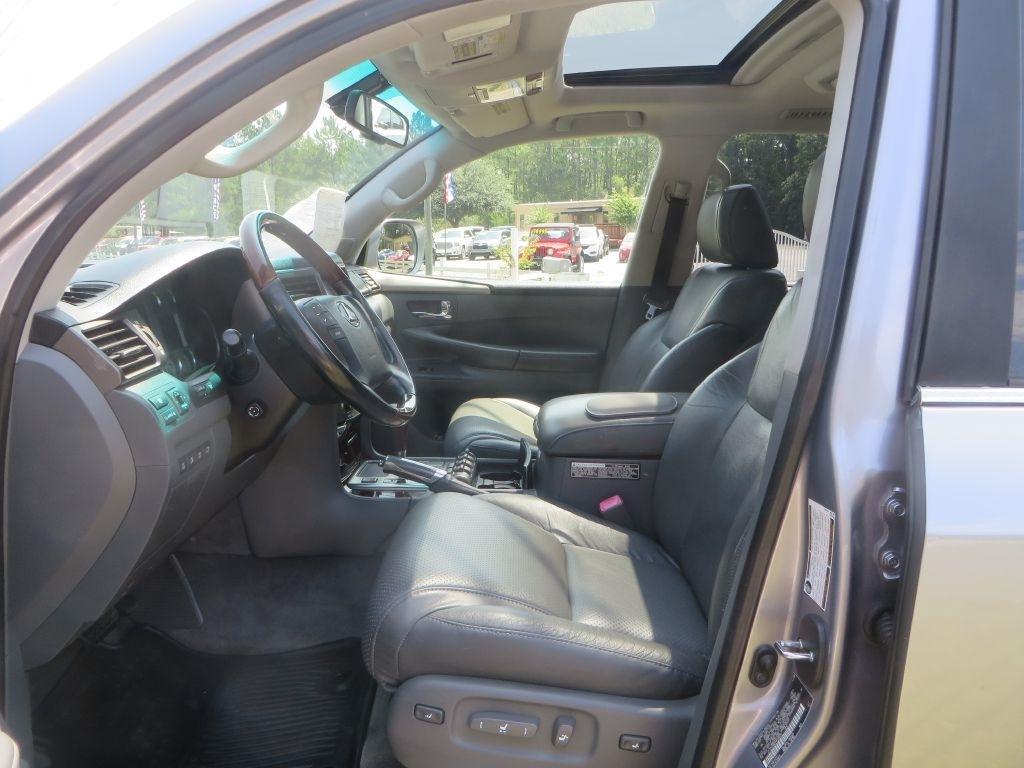 Lexus LX 570  2009