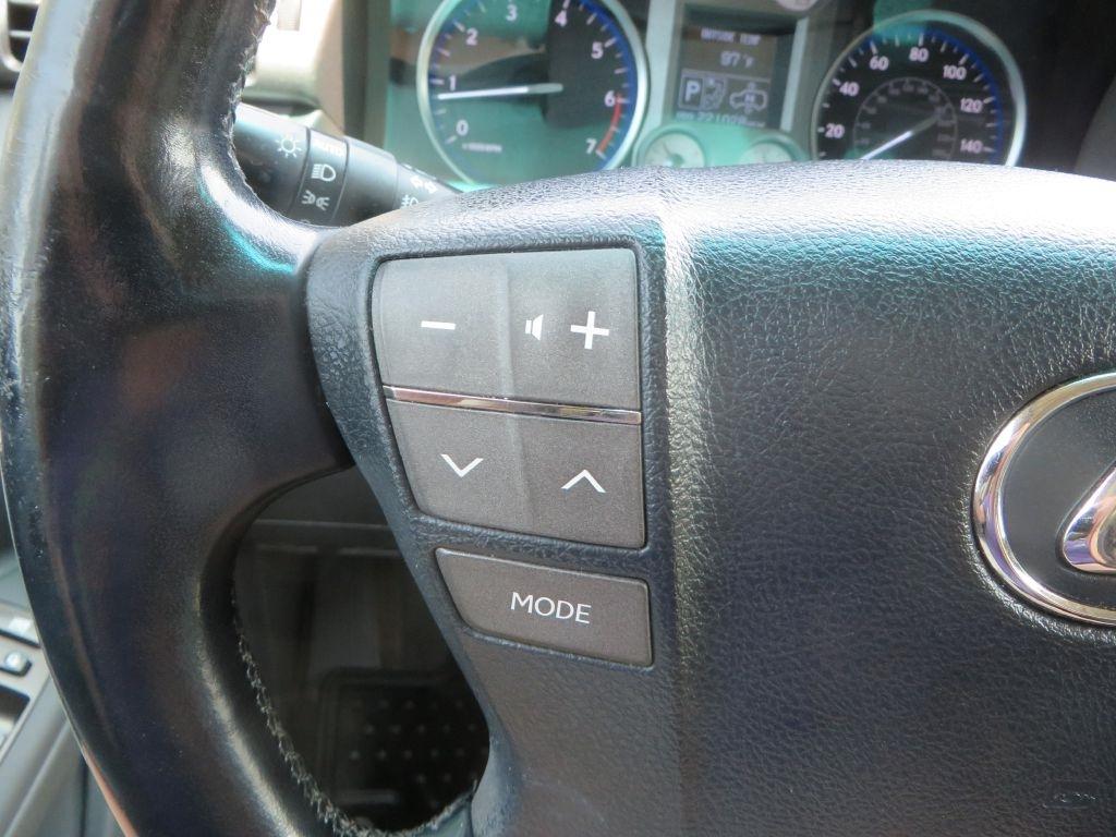 Lexus LX 570  2009