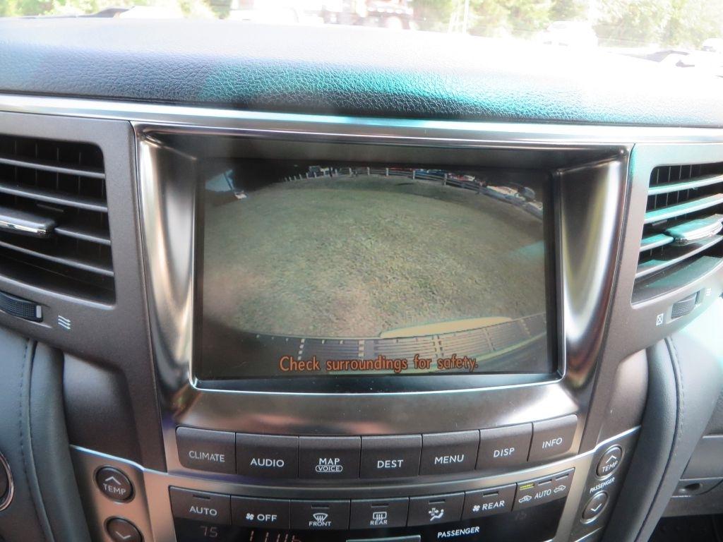 Lexus LX 570  2009