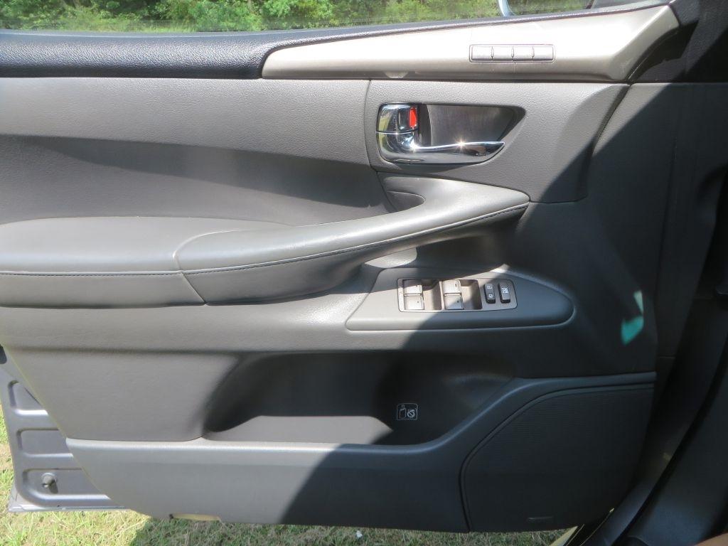 Lexus LX 570  2009