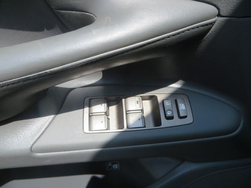 Lexus LX 570  2009