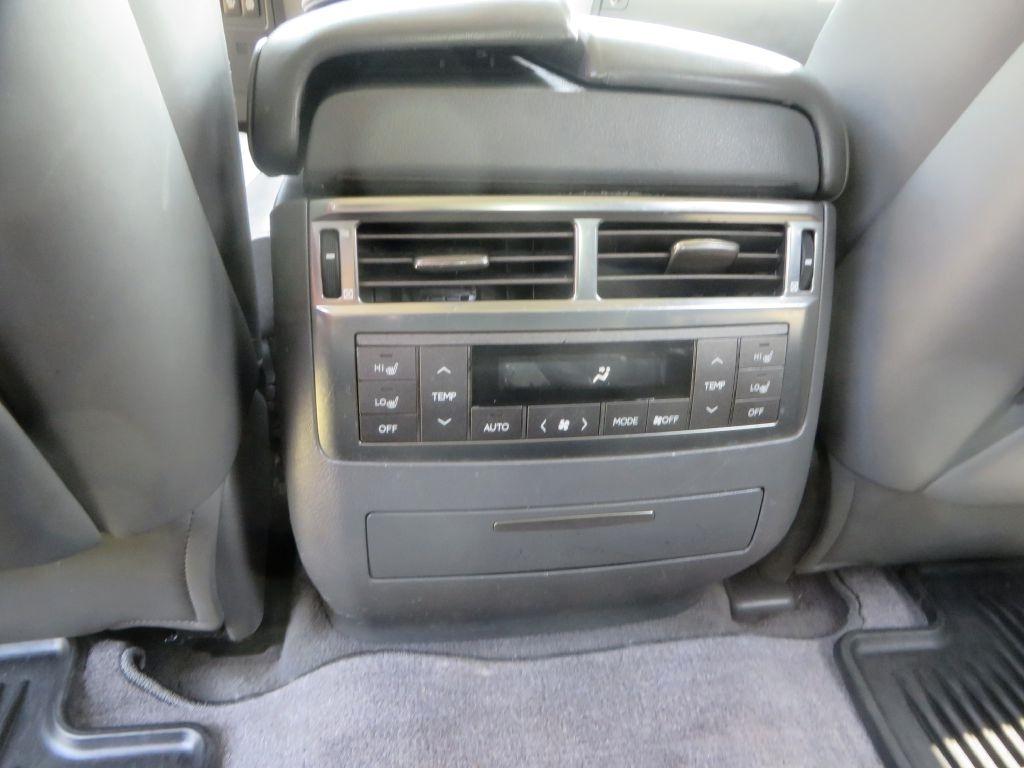 Lexus LX 570  2009