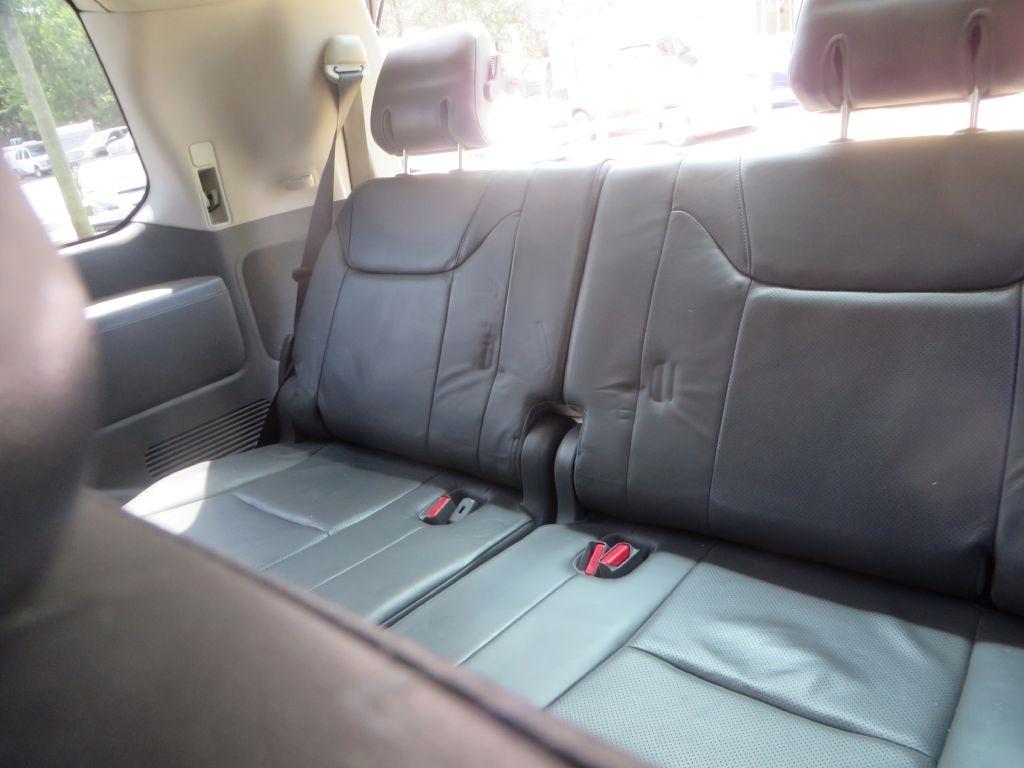 Lexus LX 570  2009