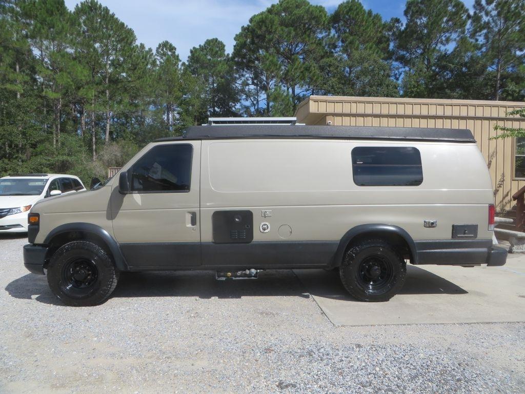 Ford Econoline Cargo Van  2012