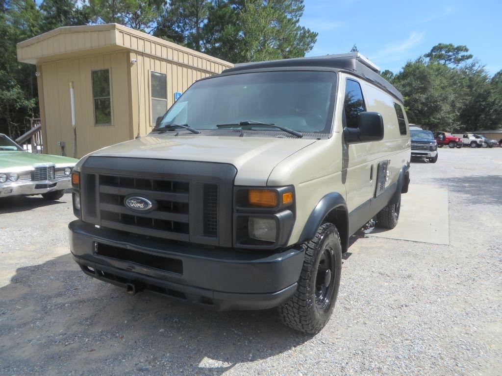 Ford Econoline Cargo Van  2012