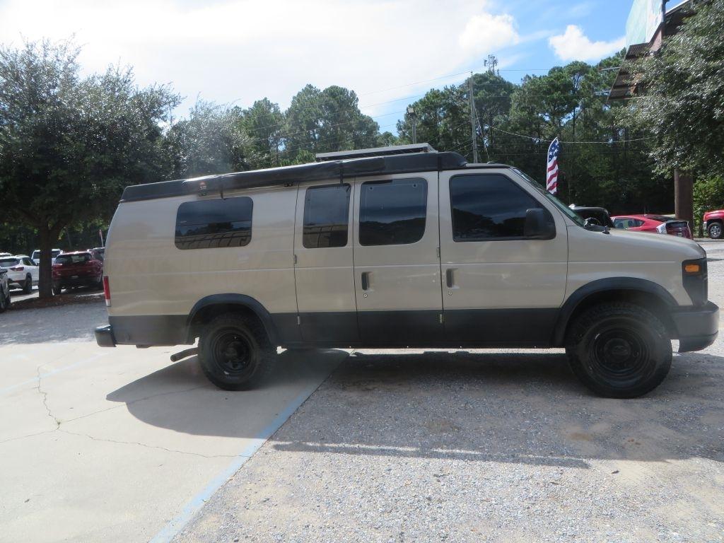Ford Econoline Cargo Van  2012