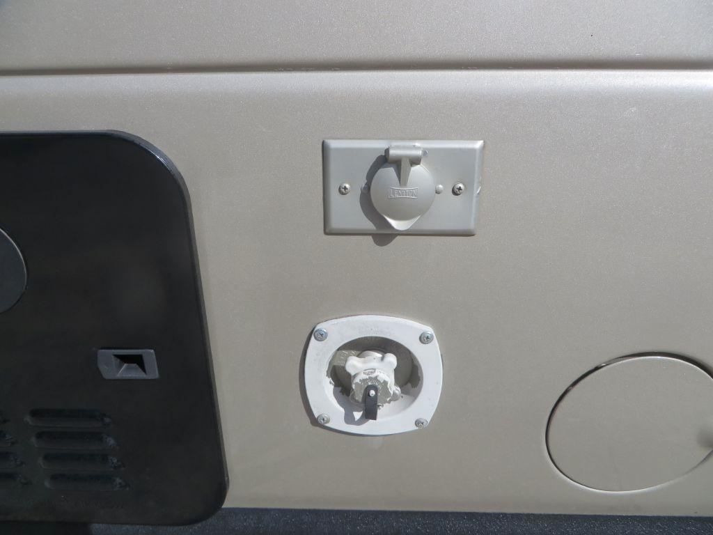Ford Econoline Cargo Van  2012