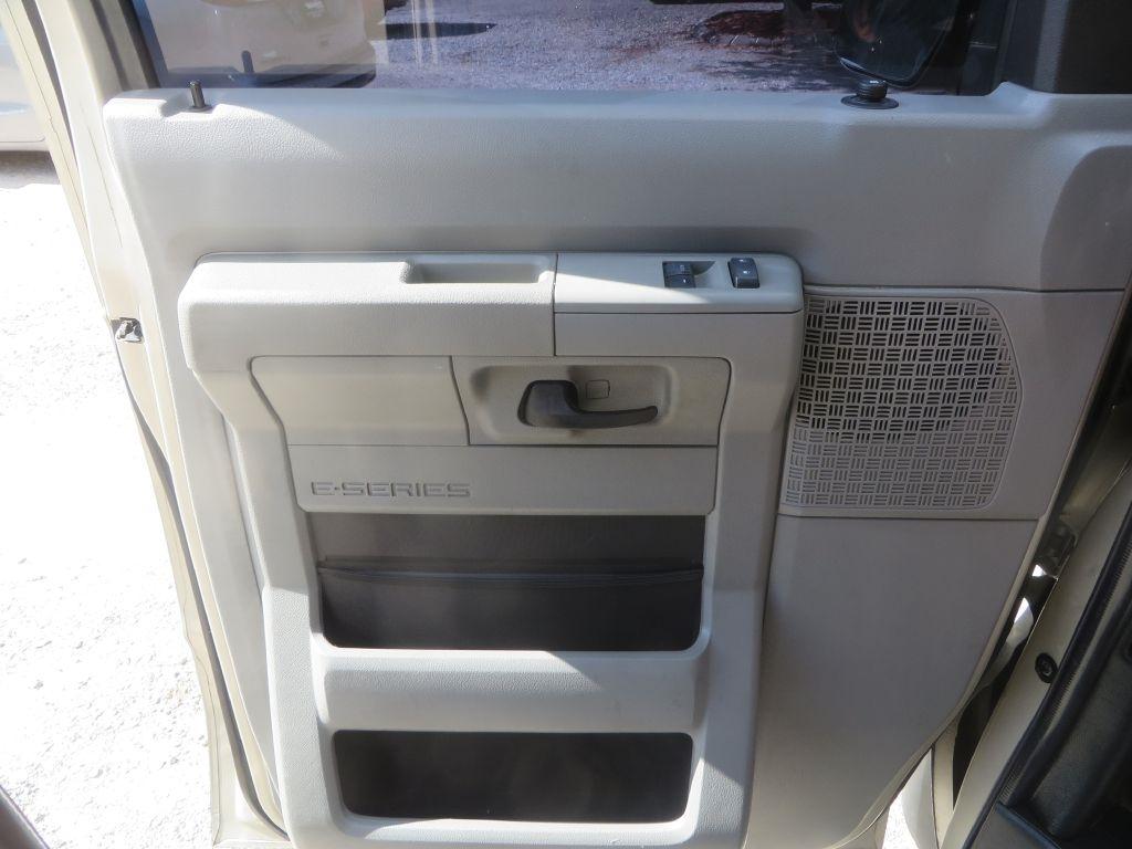 Ford Econoline Cargo Van  2012