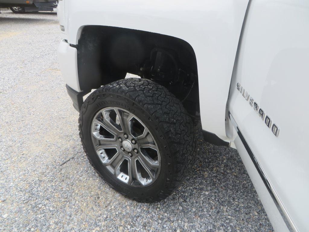 Chevrolet Silverado 1500  2018
