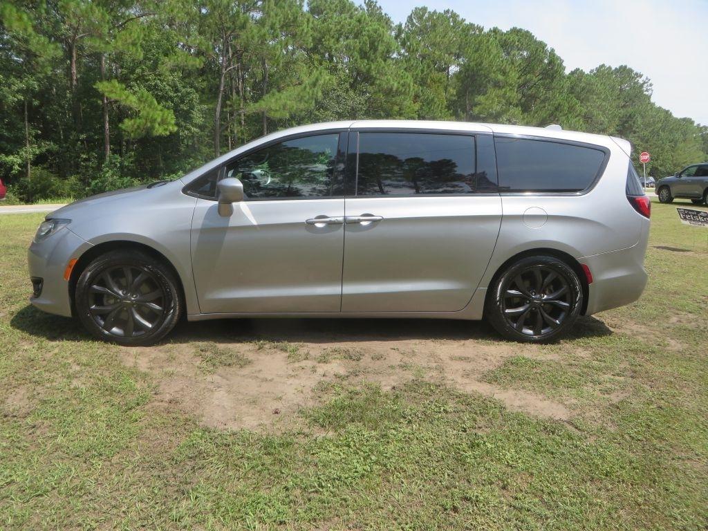 Chrysler Pacifica  2018