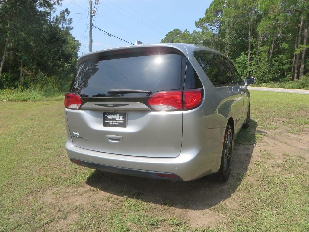 Chrysler Pacifica  2018