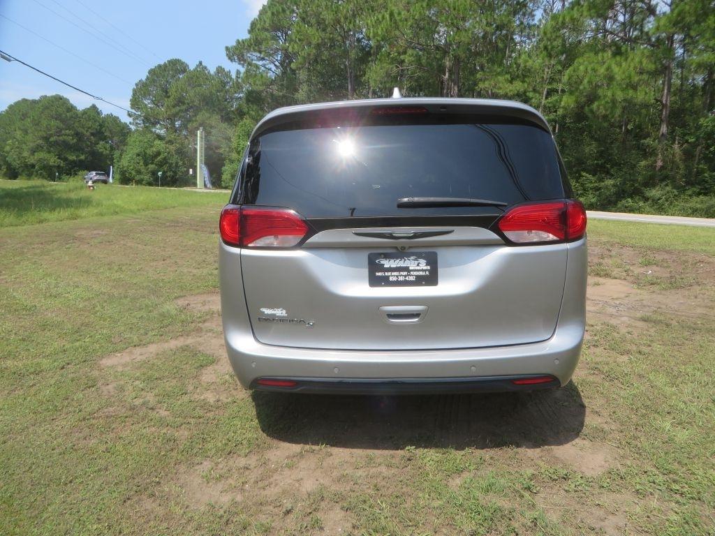 Chrysler Pacifica  2018