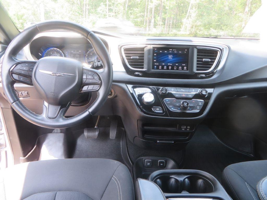 Chrysler Pacifica  2018