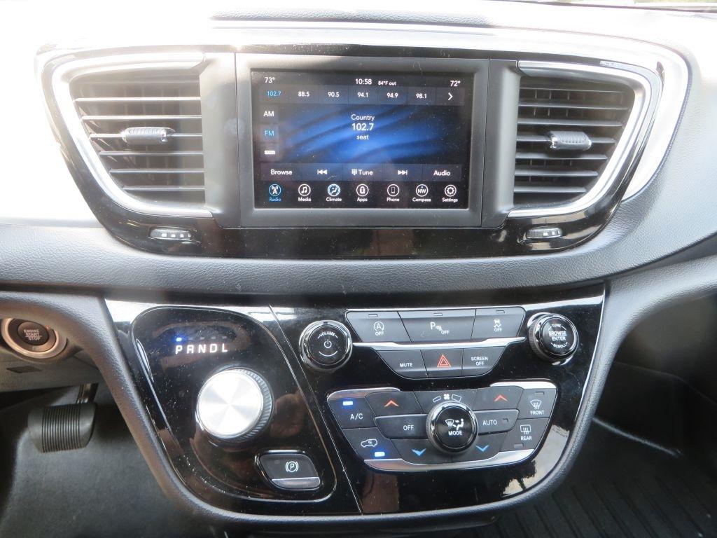 Chrysler Pacifica  2018