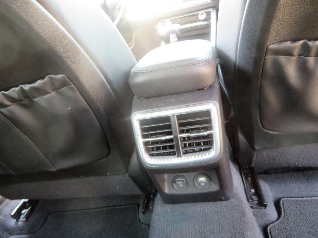 Kia K5  2023