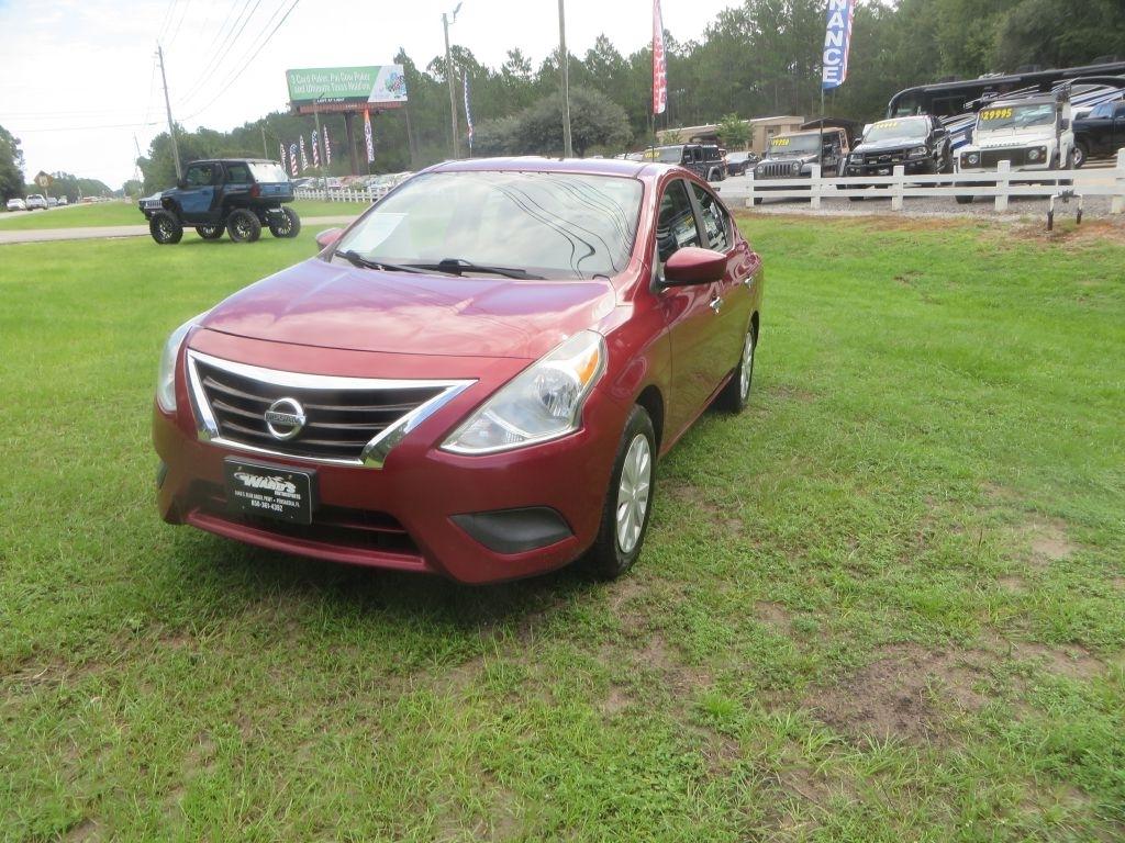 Nissan Versa Sedan  2017