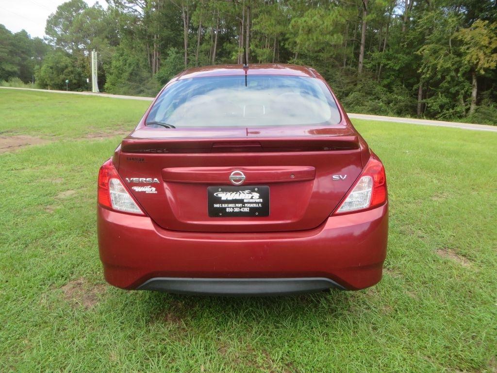 Nissan Versa Sedan  2017