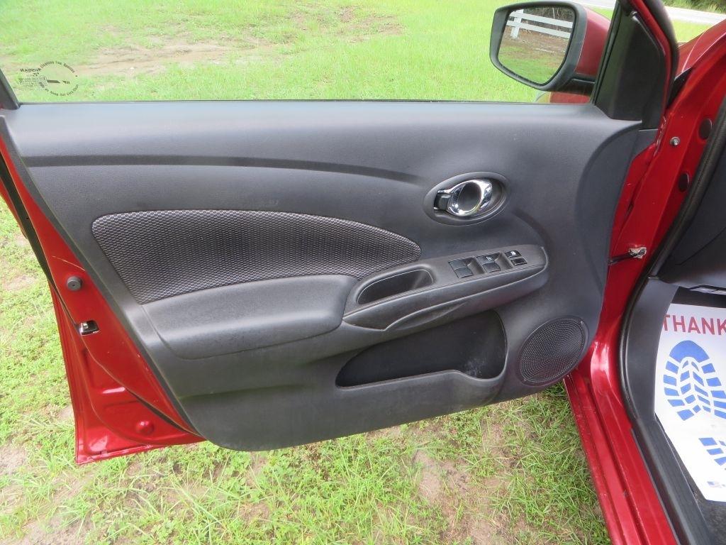 Nissan Versa Sedan  2017