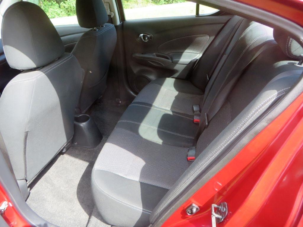 Nissan Versa Sedan  2017