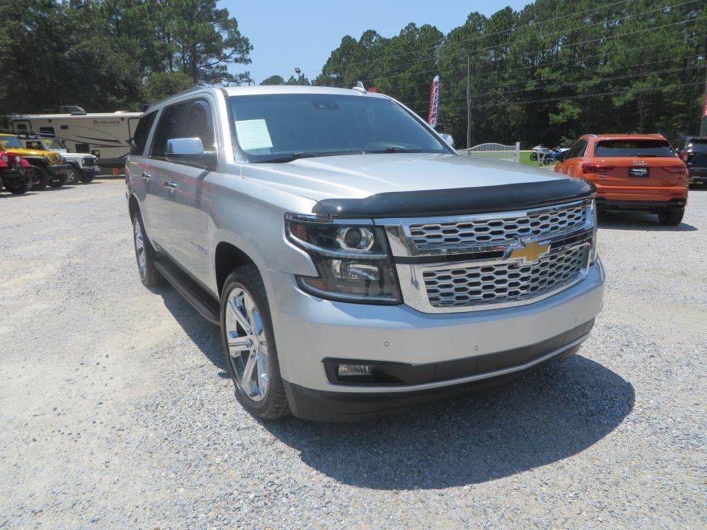 Chevrolet Suburban  2018