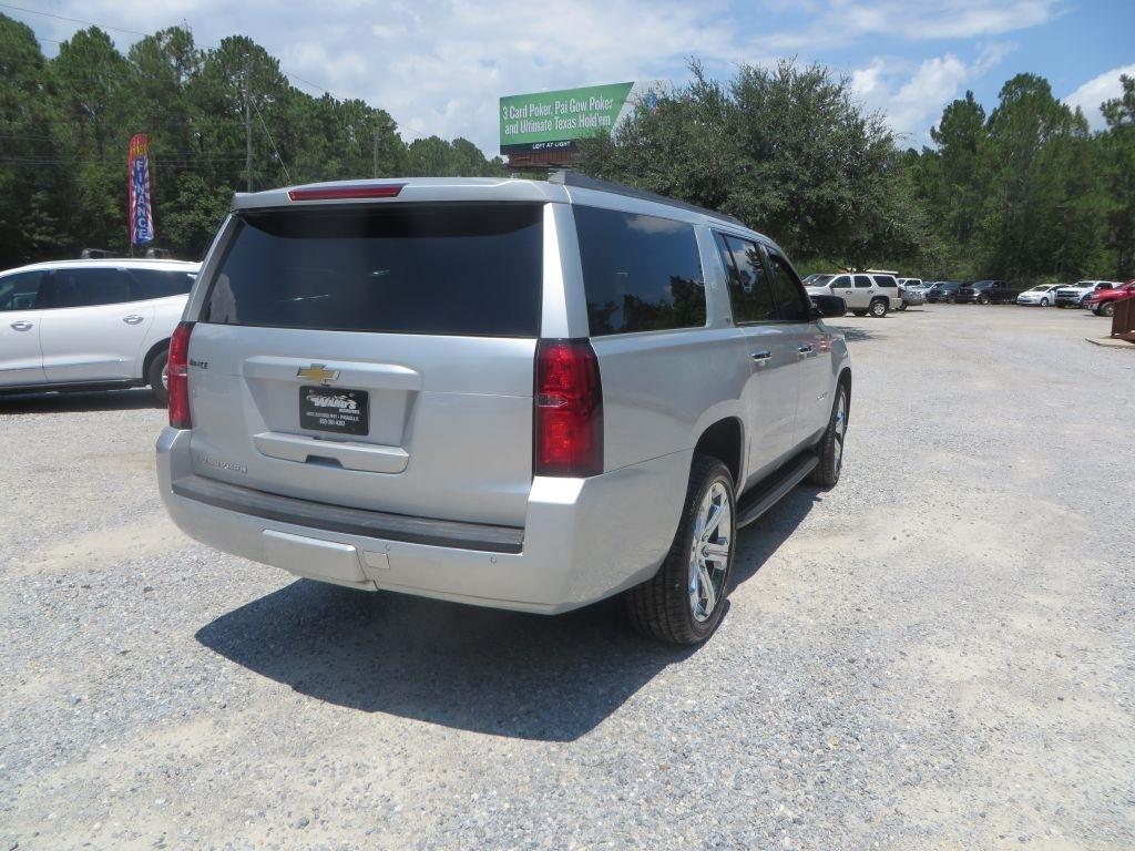 Chevrolet Suburban  2018