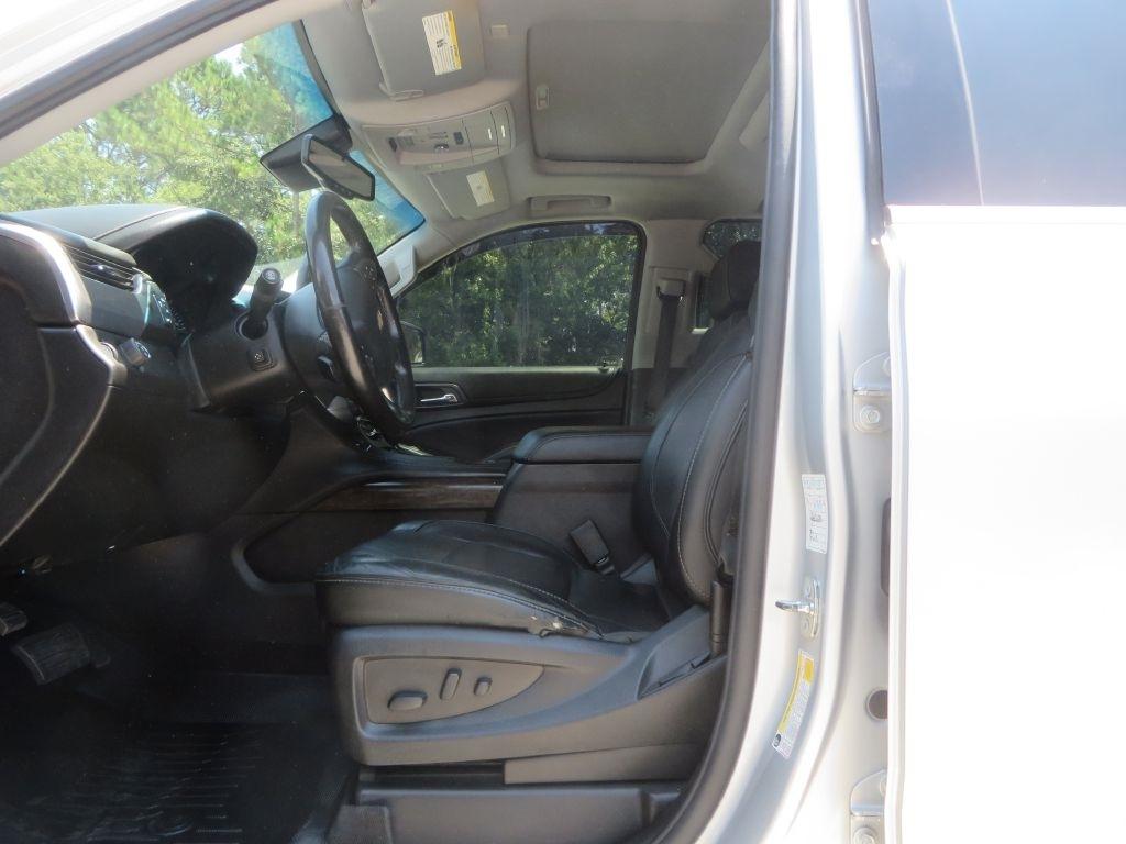 Chevrolet Suburban  2018
