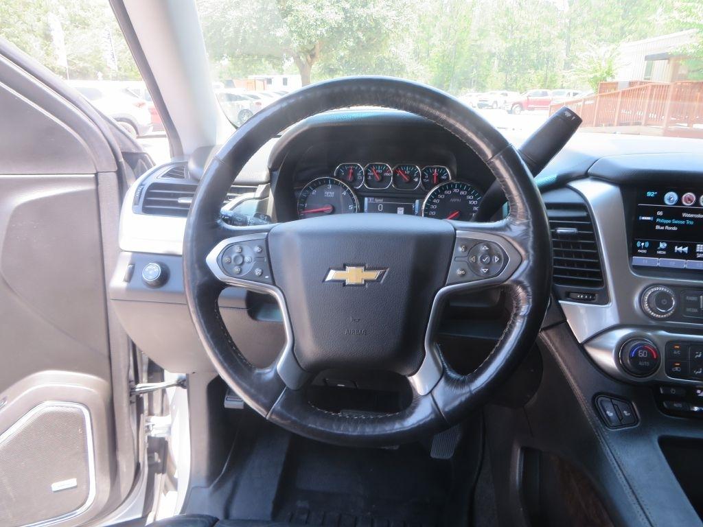 Chevrolet Suburban  2018