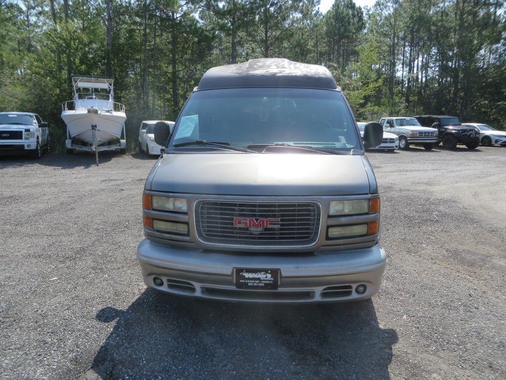 GMC Savana Passenger  2002
