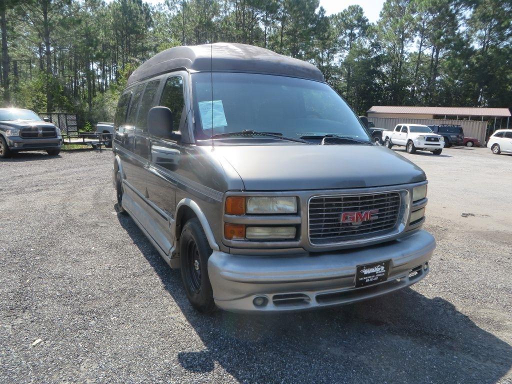 GMC Savana Passenger  2002