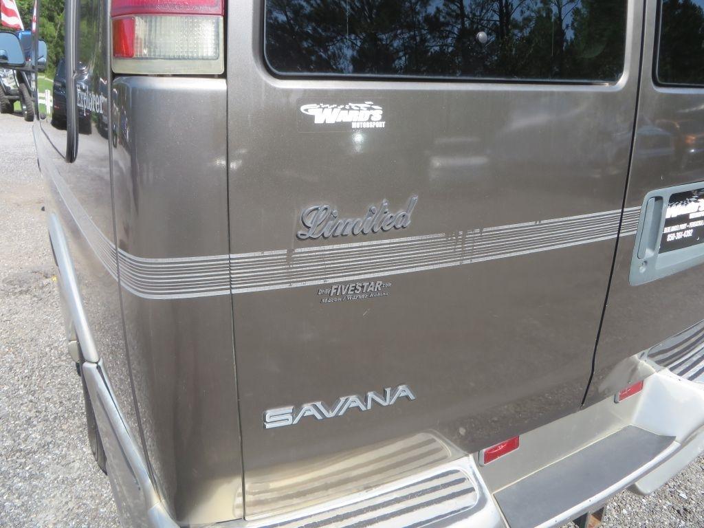 GMC Savana Passenger  2002