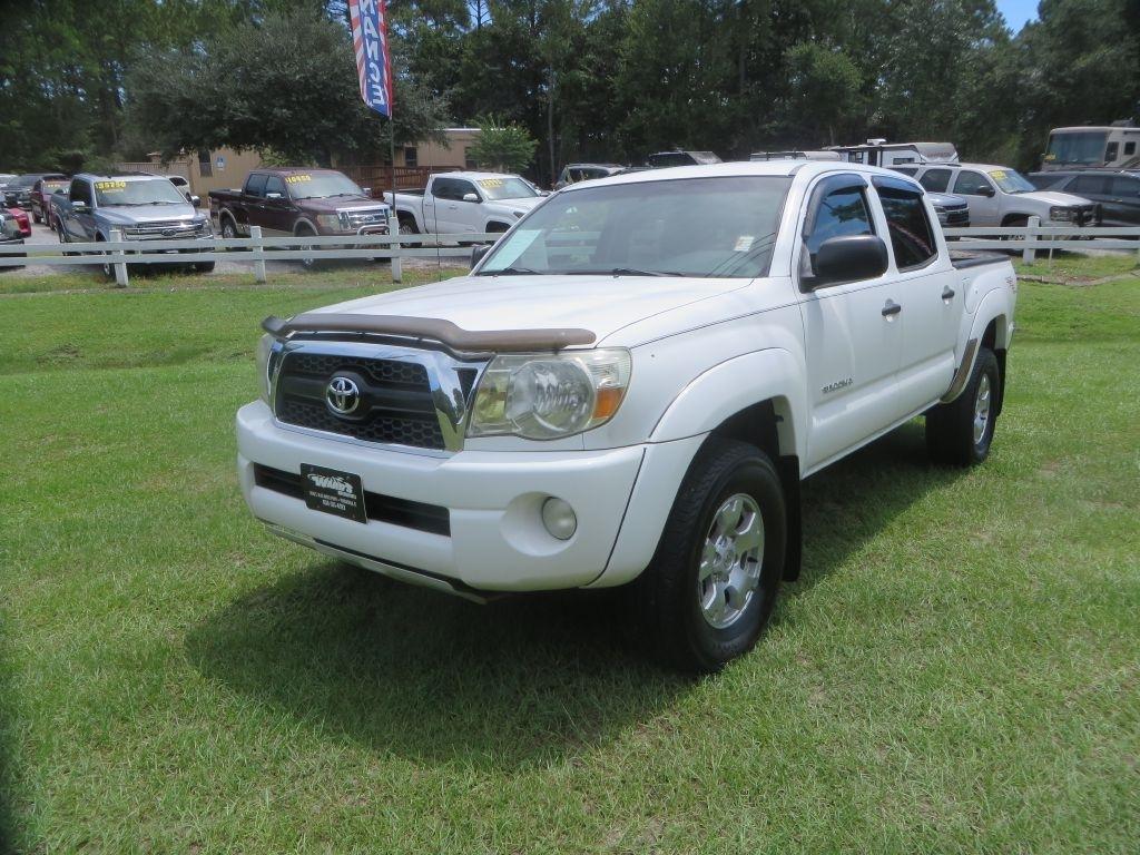 Toyota Tacoma  2011