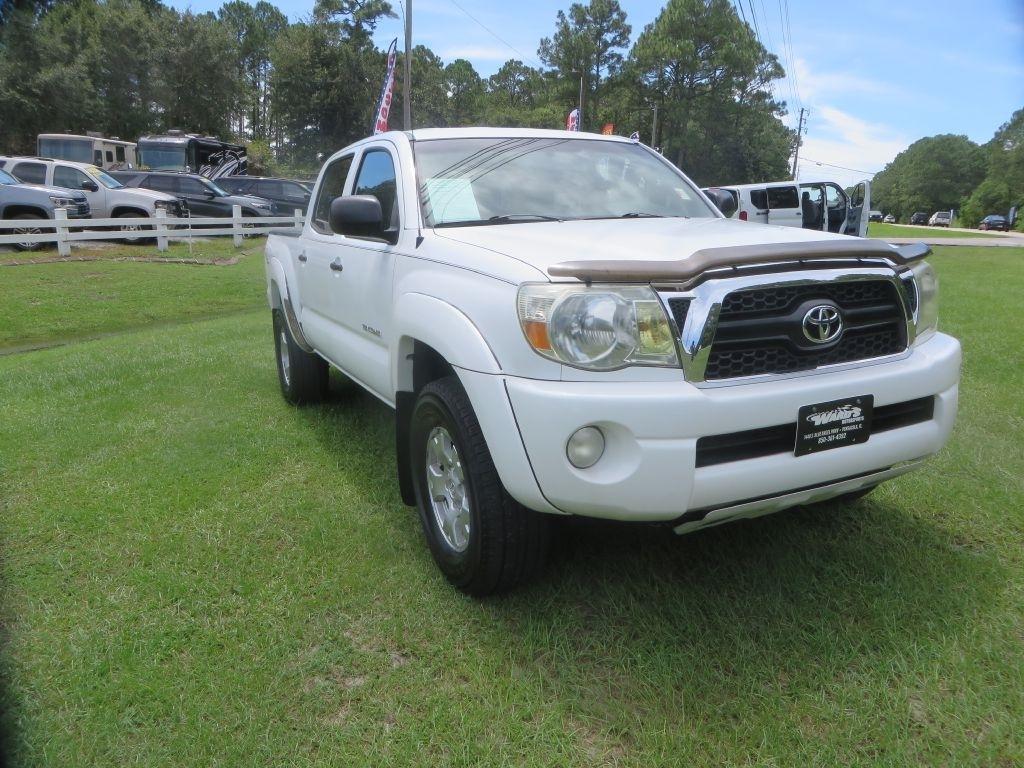 Toyota Tacoma  2011