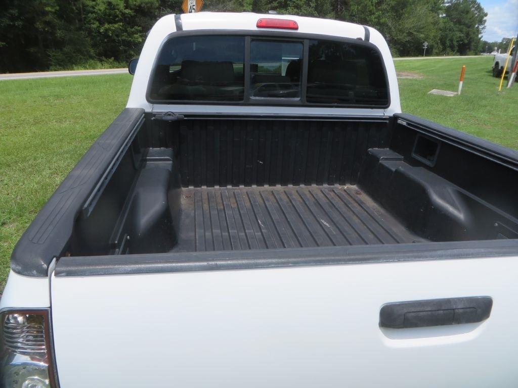 Toyota Tacoma  2011