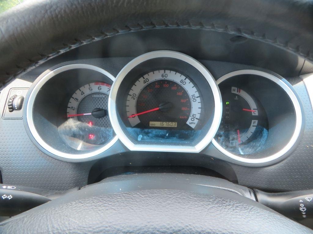 Toyota Tacoma  2011