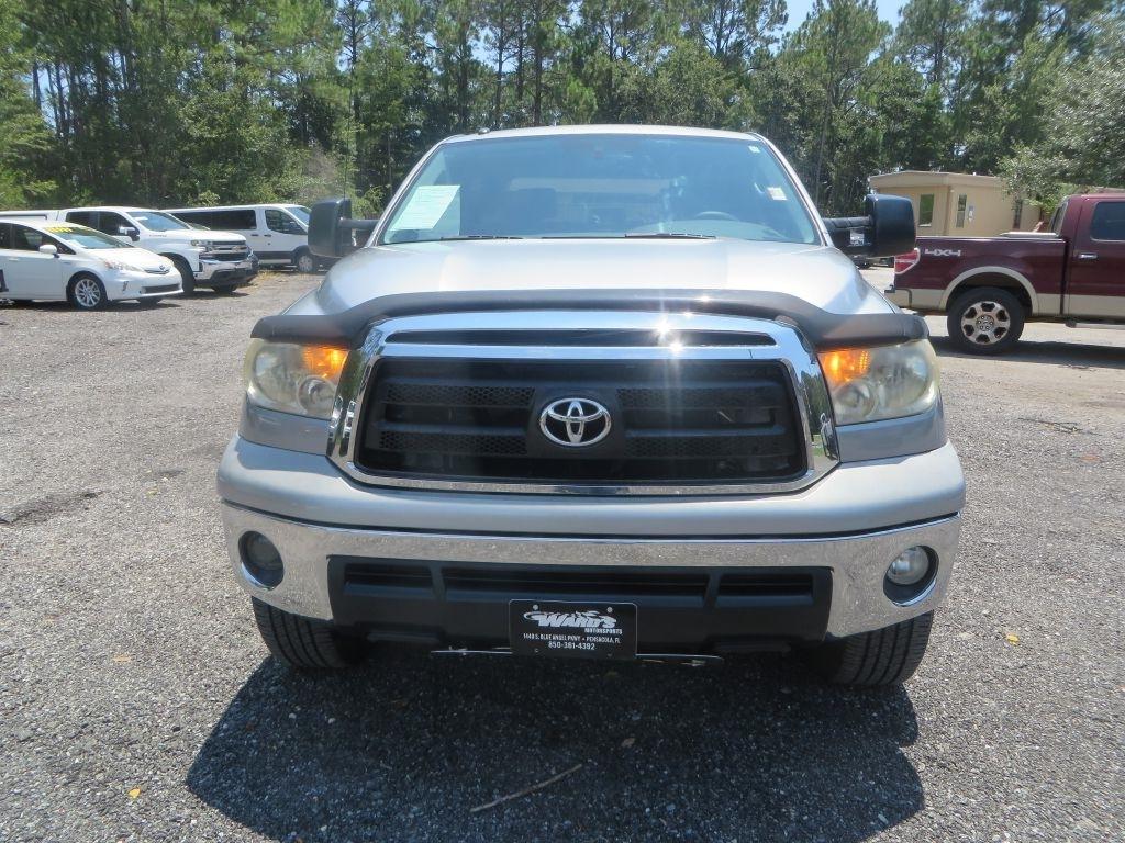Toyota Tundra 4WD Truck  2012