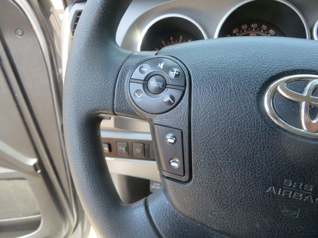Toyota Tundra 4WD Truck  2012