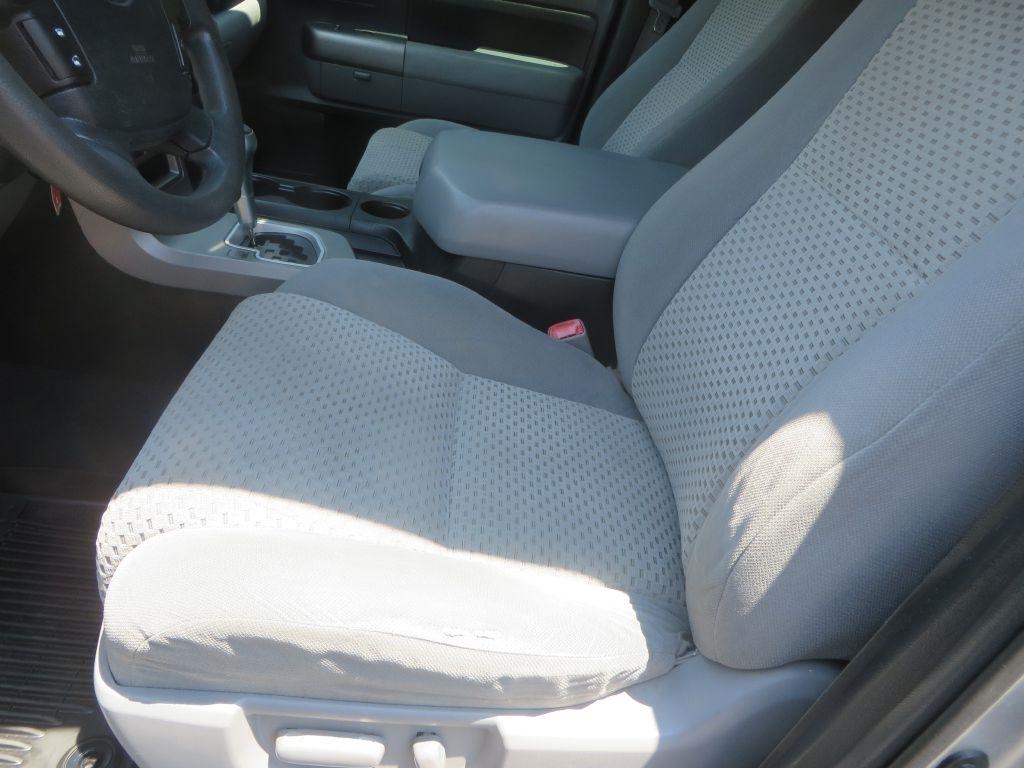 Toyota Tundra 4WD Truck  2012