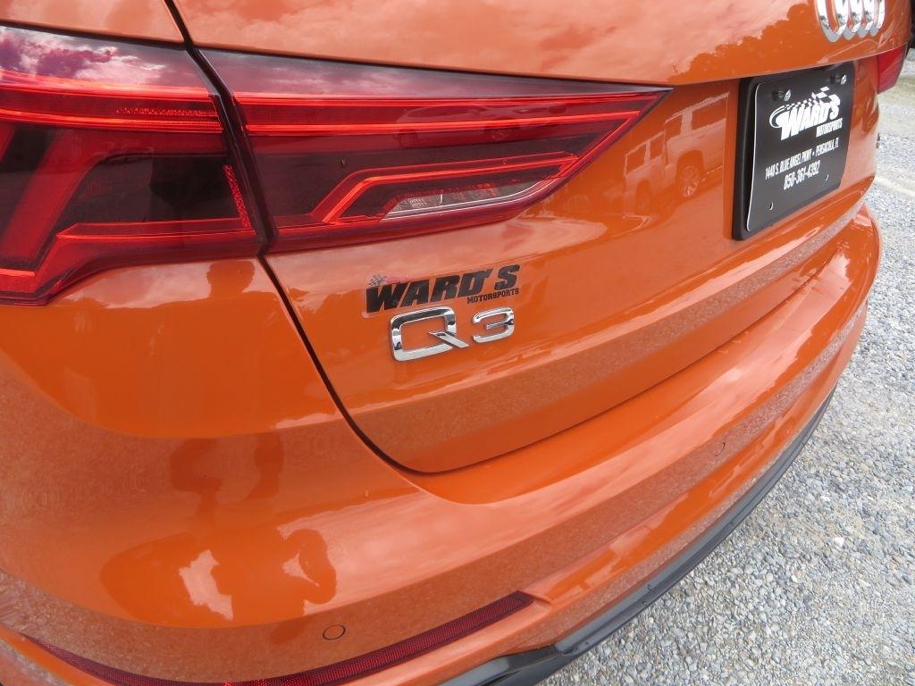 Audi Q3  2021