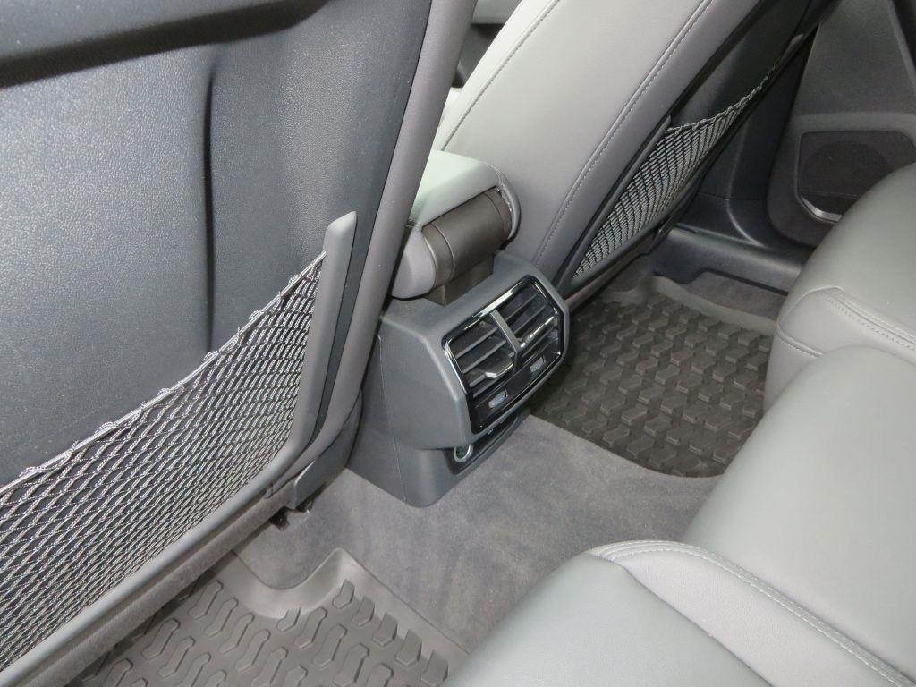 Audi Q3  2021