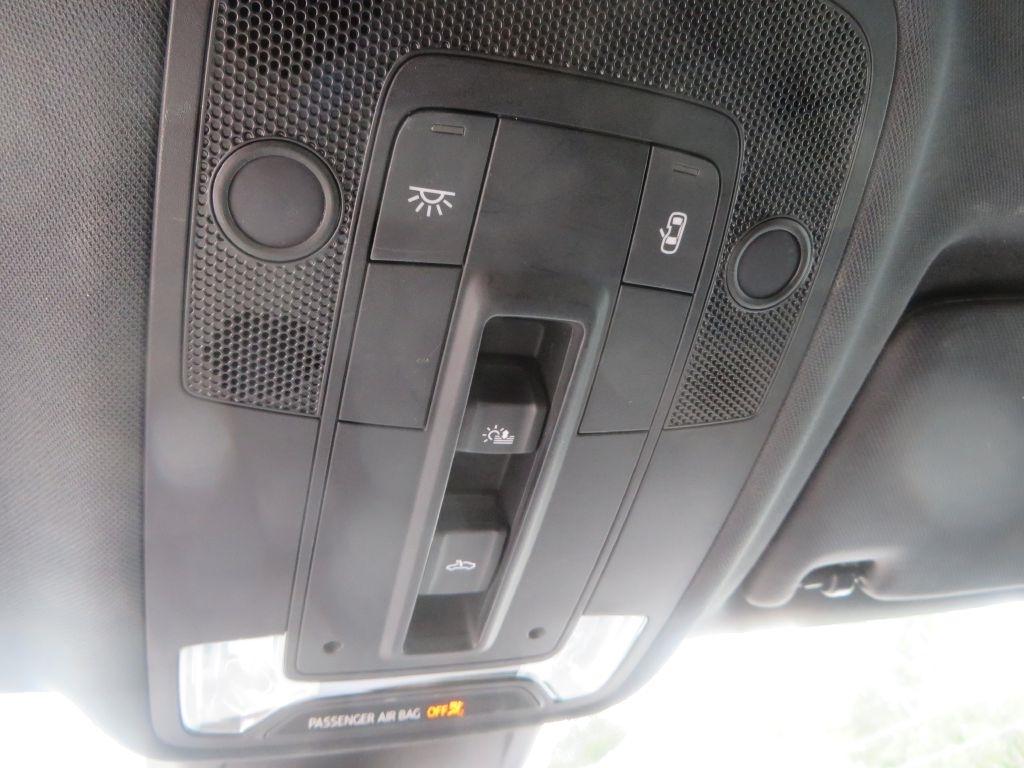 Audi Q3  2021